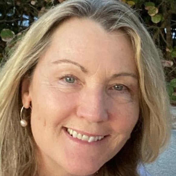 Meet your Posher, Posh - Picture 1 of 1